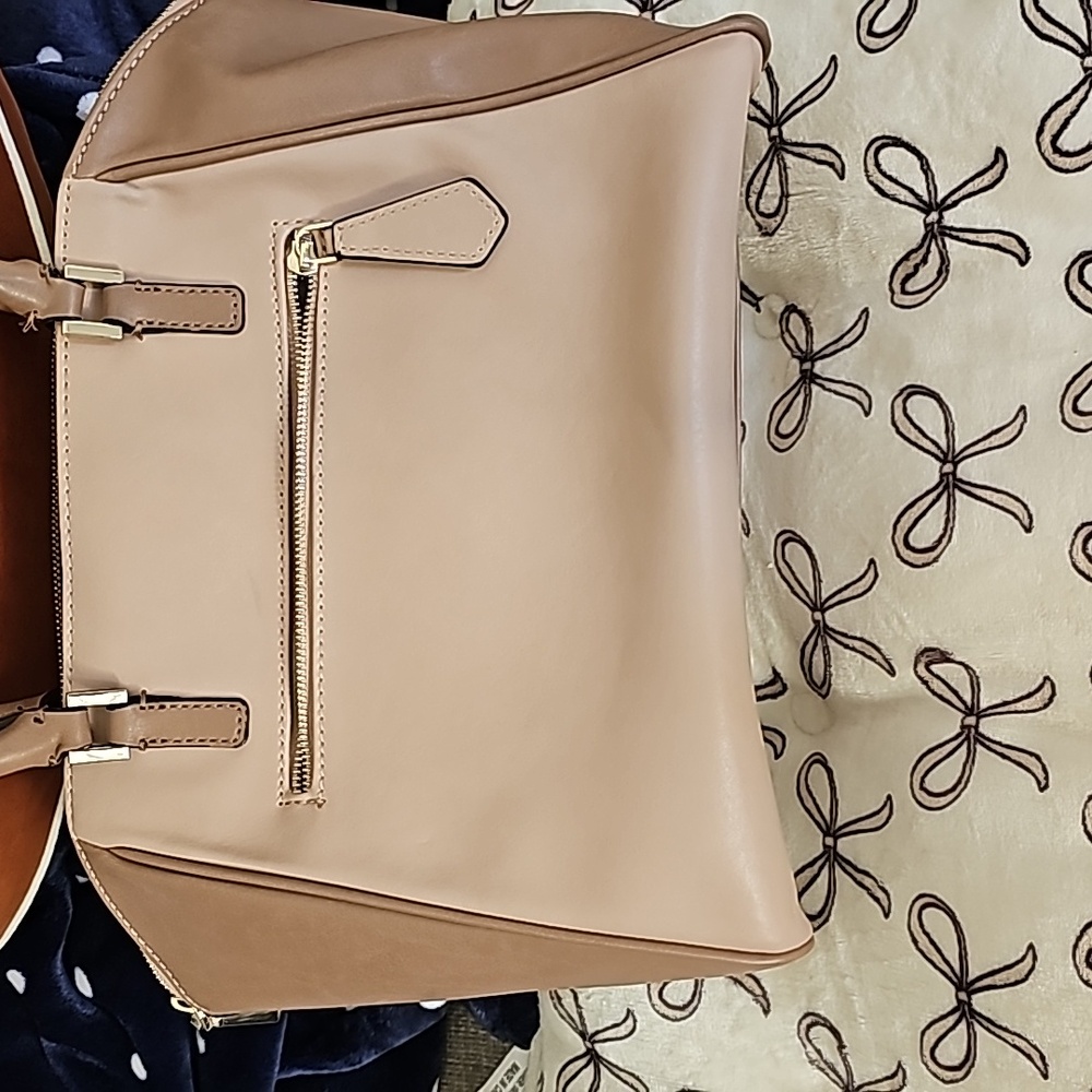 Purse - Picture 3 of 3
